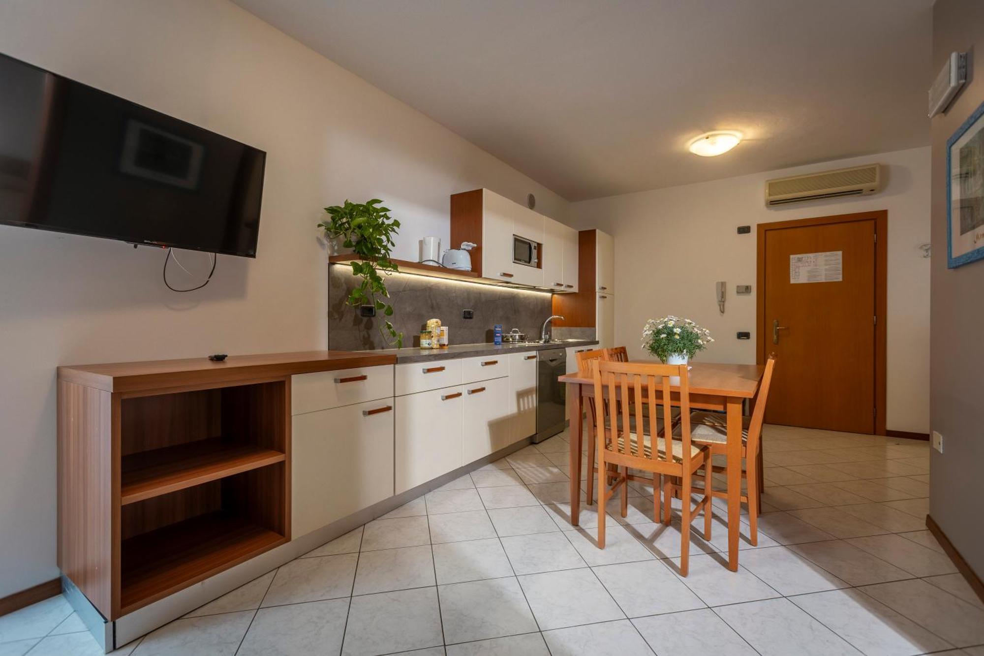 Residence Filanda Riva del Garda Eksteriør bilde