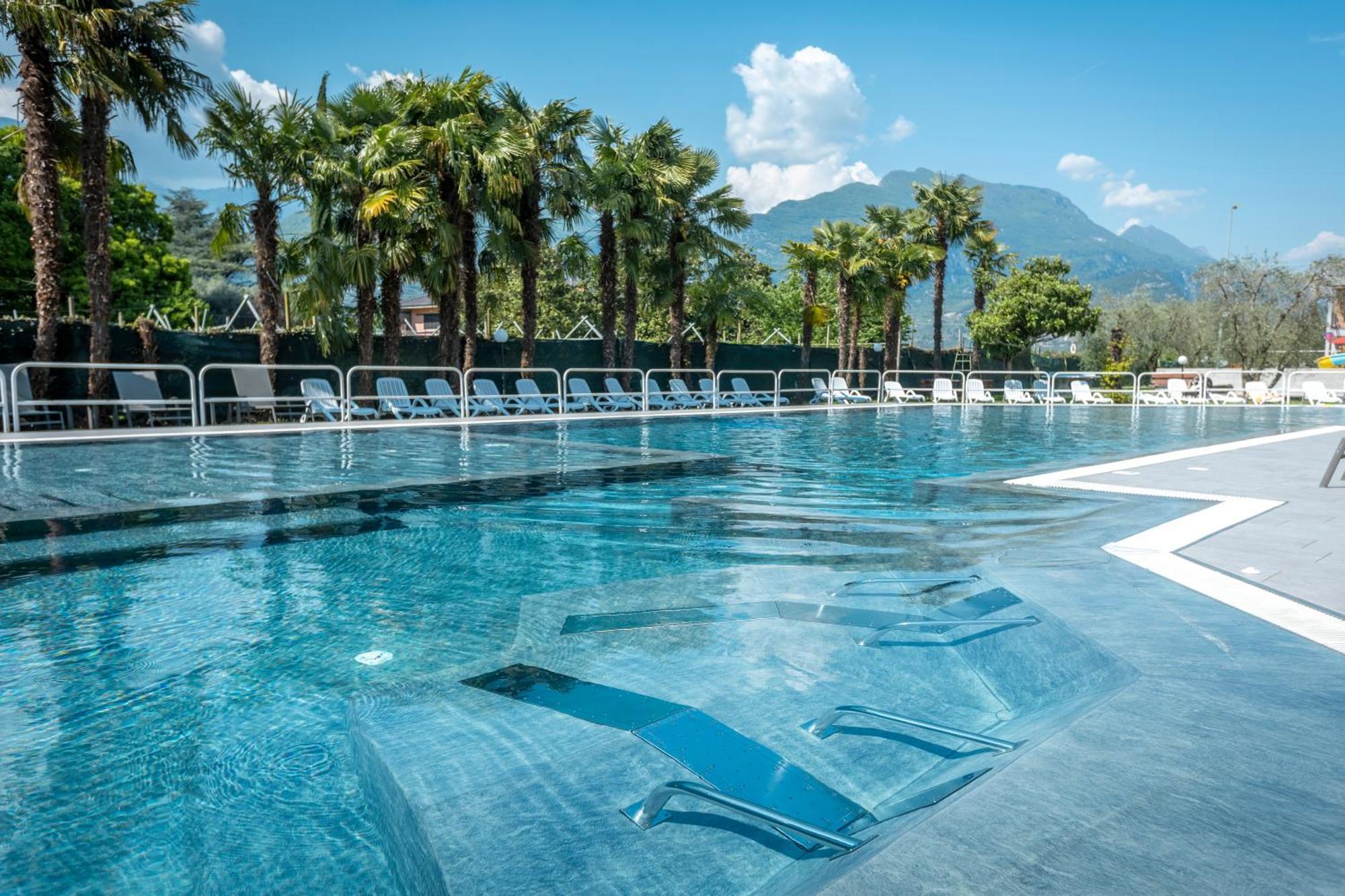 Residence Filanda Riva del Garda Eksteriør bilde