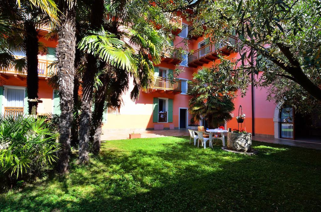 Residence Filanda Riva del Garda Eksteriør bilde